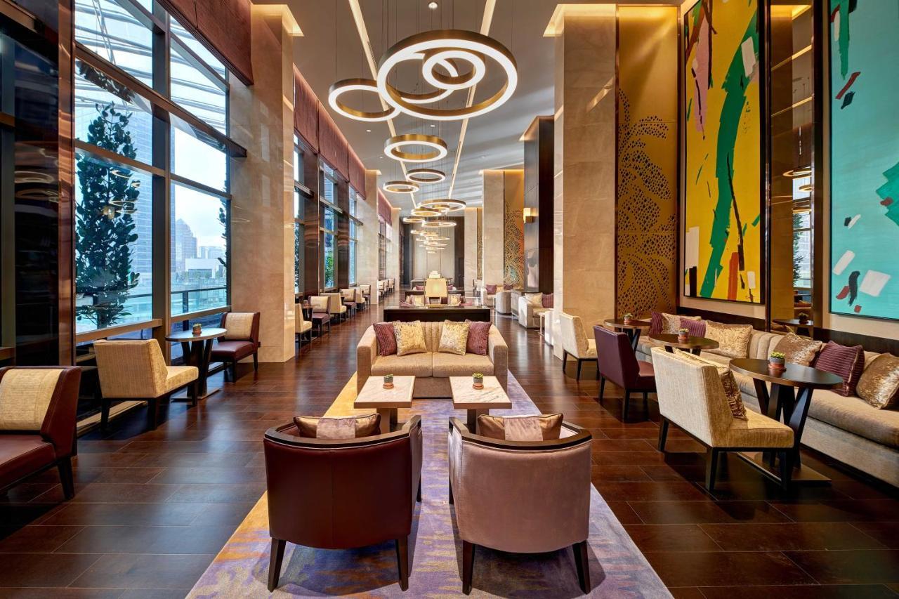 พาวิเลียน โฮเต็ล กัวลาลัมเปอร์ แมเนจ บาย บันยันทรี Hotel ภายนอก รูปภาพ The Lounge at the airport