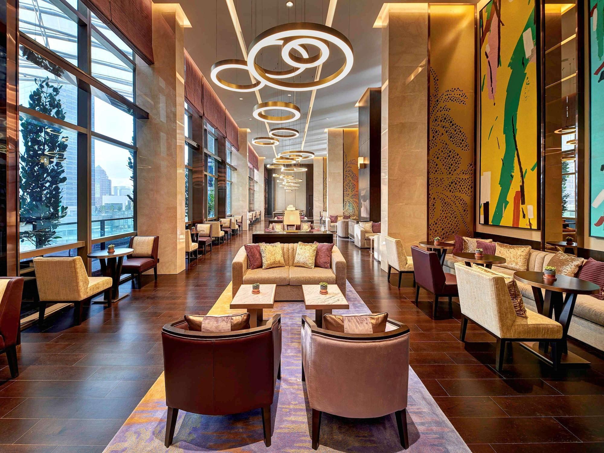พาวิเลียน โฮเต็ล กัวลาลัมเปอร์ แมเนจ บาย บันยันทรี Hotel ภายนอก รูปภาพ The Lounge at the airport